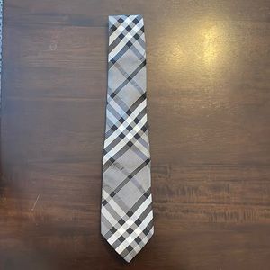 Burberry tie